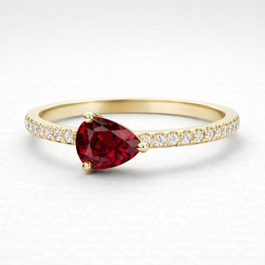Pear Rhodolite Garnet & Pavé Diamond Ring – Yellow Gold