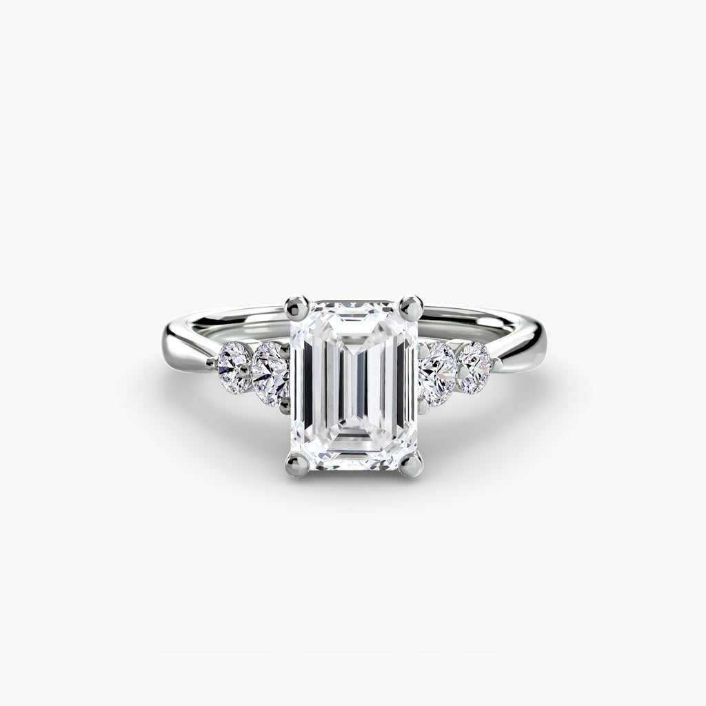 Shoulder Accent Solitaire