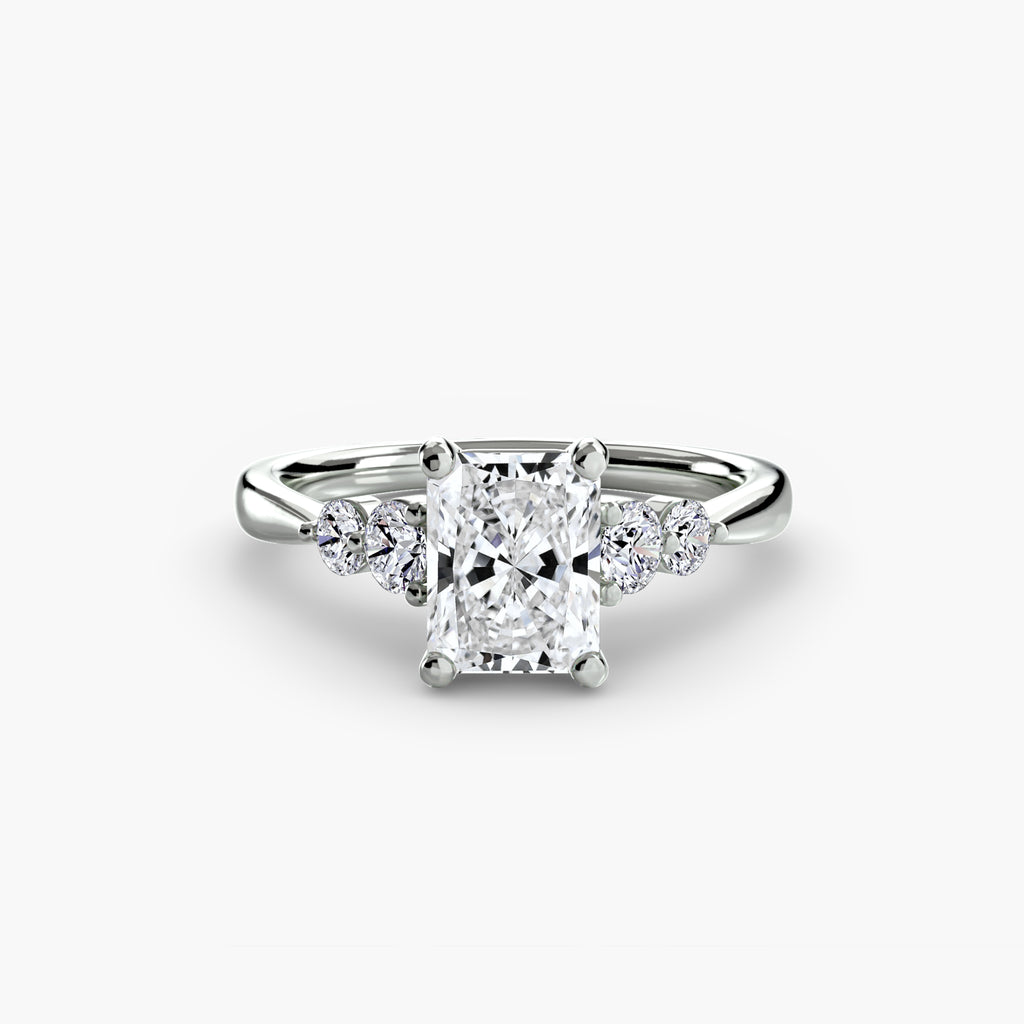 Shoulder Accent Solitaire