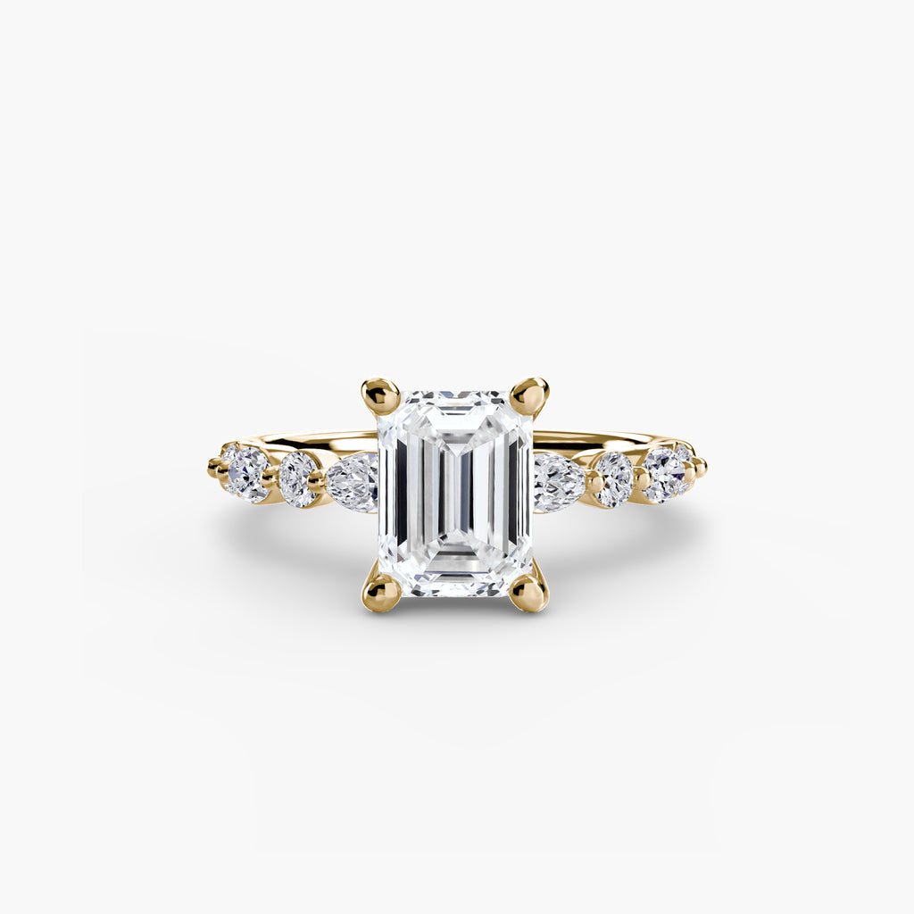 Solitaire with Eternity Pavé